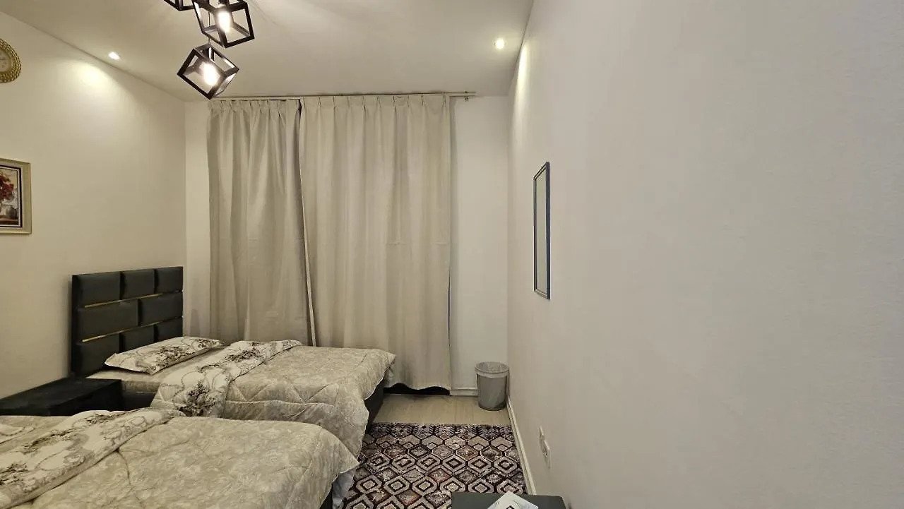 Room In Studio - Private Roombalcony In A Villa Дубай 0*,